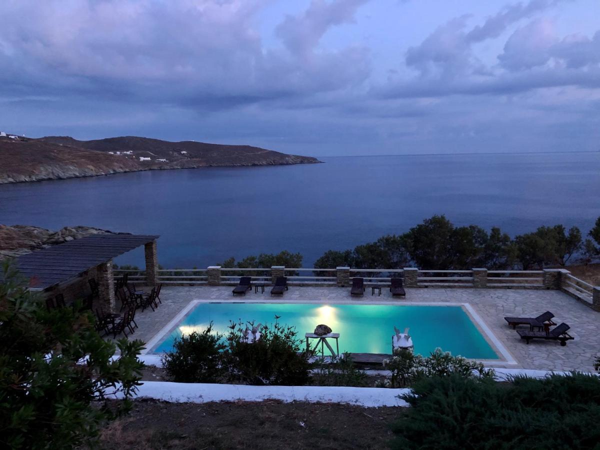 En Plo Aparthotel Agios Romanos Ngoại thất bức ảnh