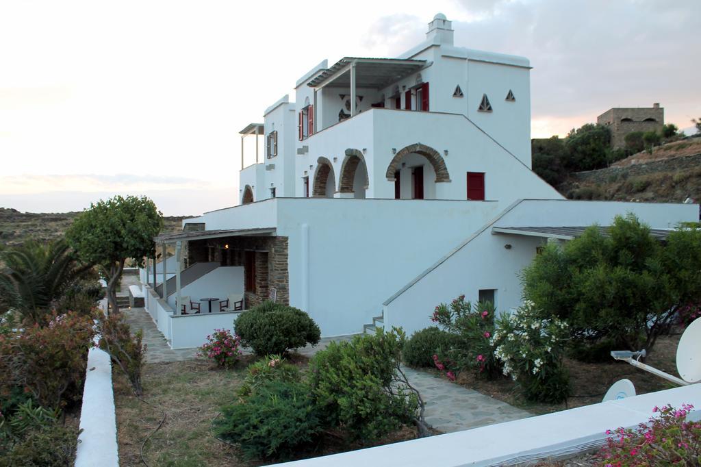 En Plo Aparthotel Agios Romanos Ngoại thất bức ảnh