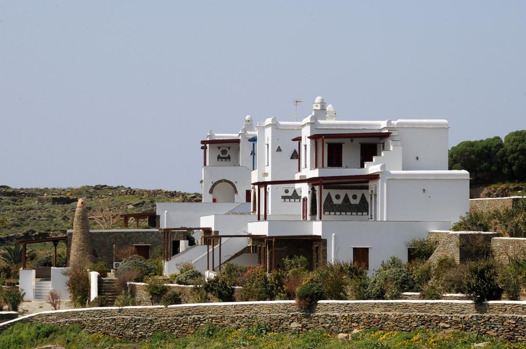 En Plo Aparthotel Agios Romanos Ngoại thất bức ảnh