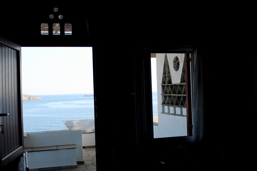 En Plo Aparthotel Agios Romanos Ngoại thất bức ảnh