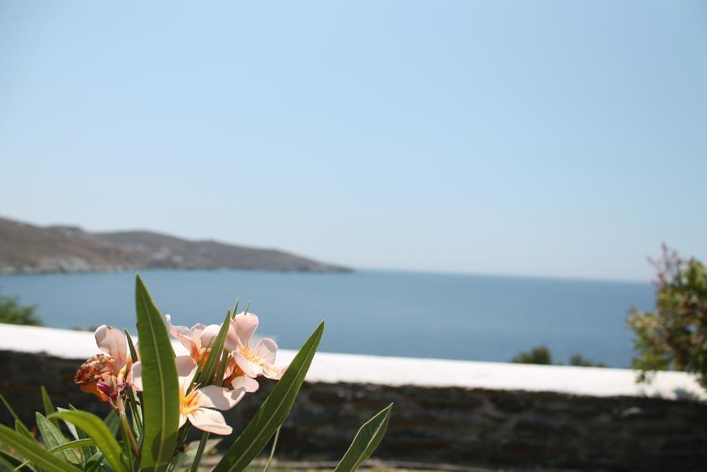 En Plo Aparthotel Agios Romanos Ngoại thất bức ảnh