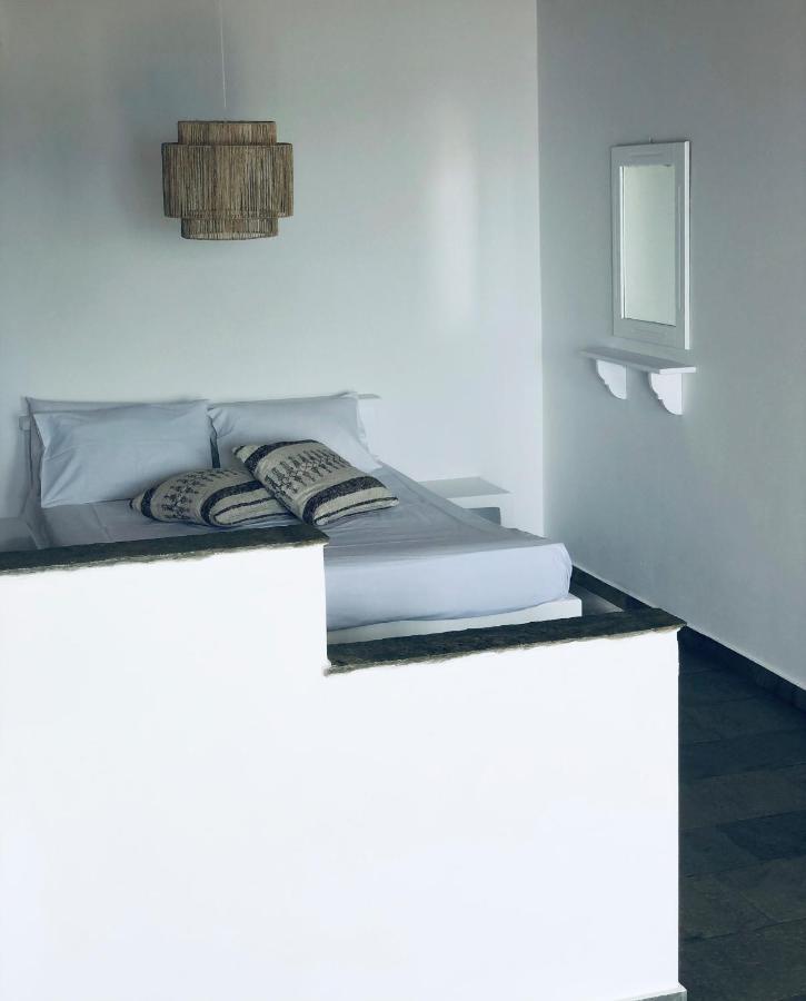 En Plo Aparthotel Agios Romanos Ngoại thất bức ảnh